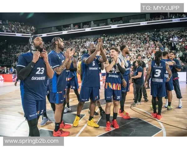 西安网球队战术引发热议球迷与教练的观点碰撞与反思