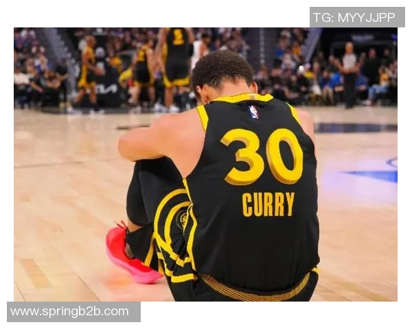 开拓者与活塞激战正酣比分胶着双方争夺胜利的精彩瞬间回顾