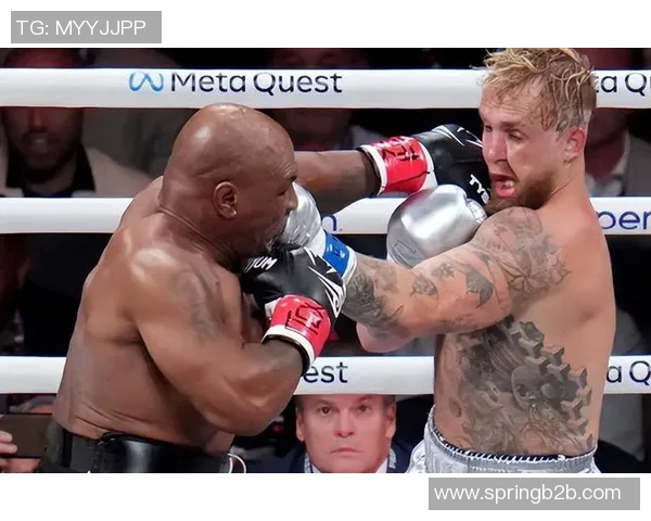 泰森与小罗伊琼斯拳击赛推迟消息引发拳迷热议与期待