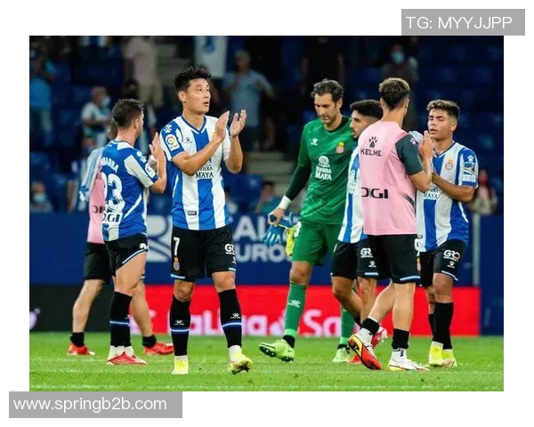 热刺与米堡激战正酣直播盛况尽在眼前精彩赛事不容错过 热刺与米堡激战正酣直播盛况尽在眼前精彩赛事不容错过