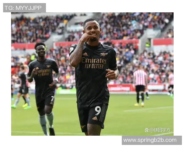 热苏斯在足球场上的崛起与挑战解析其职业生涯的辉煌与未来发展方向 热苏斯在足球场上的崛起与挑战解析其职业生涯的辉煌与未来发展方向