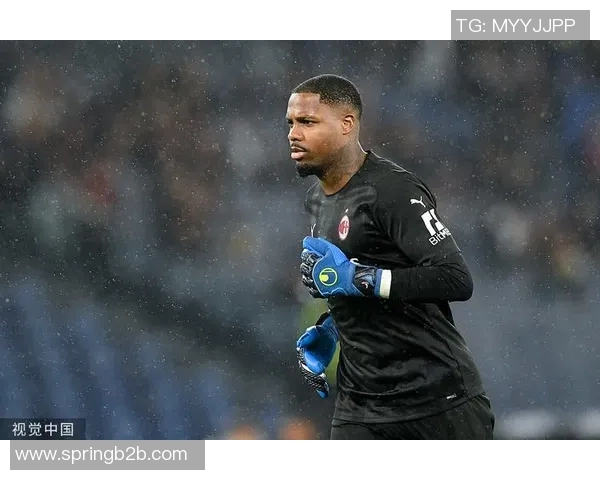 迈尼昂的崛起与挑战：从新星到顶级门将的成长之路