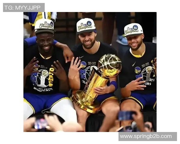 勇士与快船2016年精彩对决录像回放全程回顾与分析